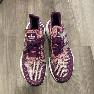 adidas Swift Run Glory Purple Running Shoes Sneakers Womens Sz 10.5 M Lace up